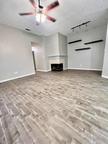 Building Photo - 943 Azalia Dr