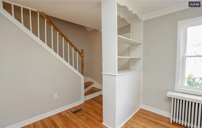 Foto del edificio - 604 E Cawson St