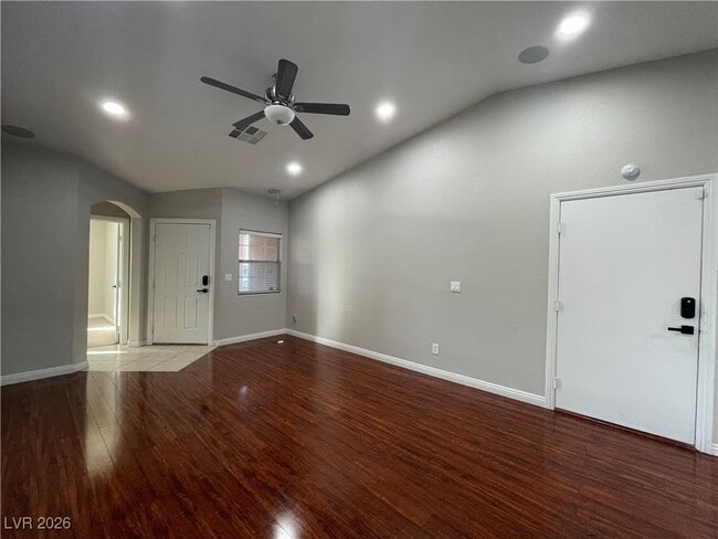 Foto del edificio - 9276 Vervain Ct