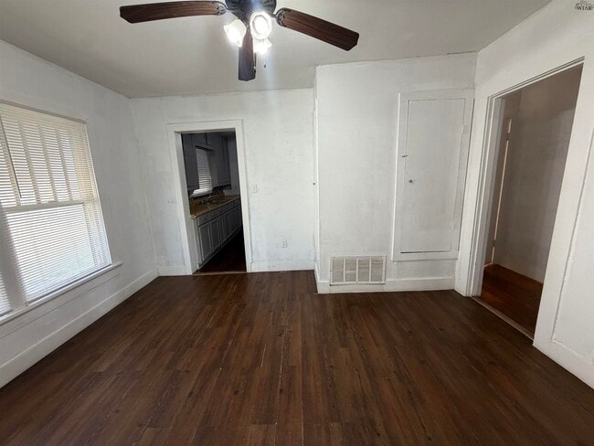 Building Photo - 1656 McGregor Ave