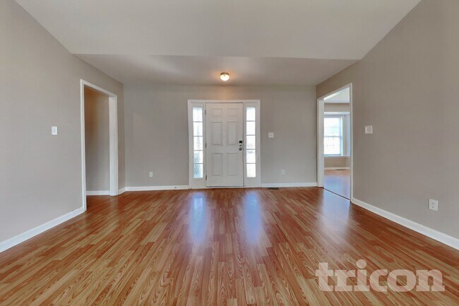 Foto del edificio - 51 Bear Oak Dr