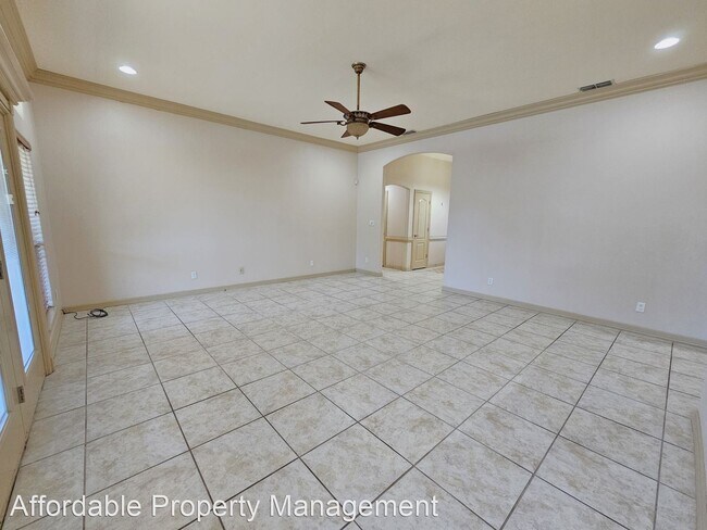 Building Photo - 4 br, 2 bath House - 5618 Ironwood Court