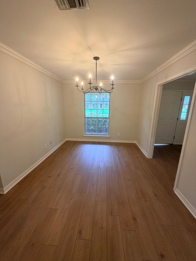Foto del edificio - Gorgeous 4 Bedroom Home in Ellerbe Woods
