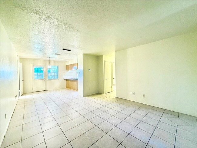 Foto del edificio - 504 Campbell Ln