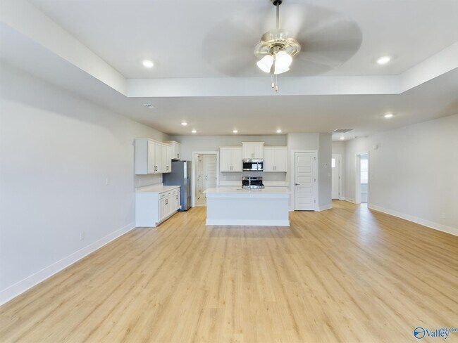 Building Photo - 12543 Whitcomb Cir