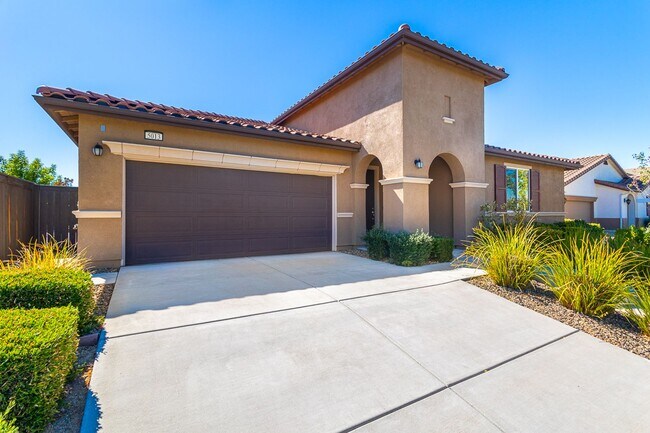 Foto del edificio - Spacious Home Located In Kavala Ranch