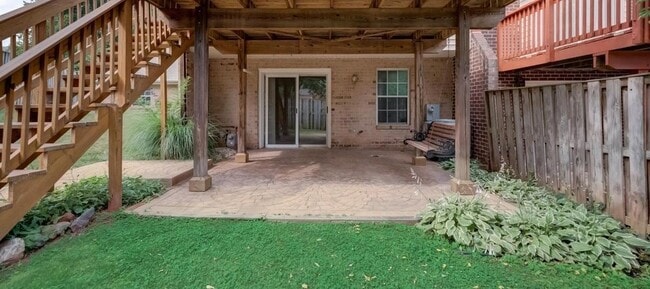 Building Photo - 21107 Twinridge Square