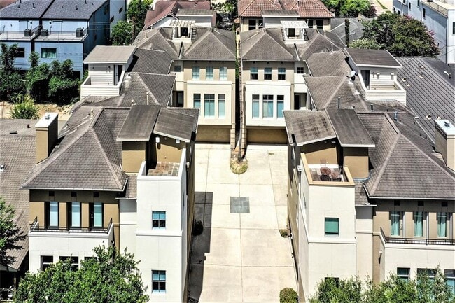 Building Photo - 1406 Stanford St