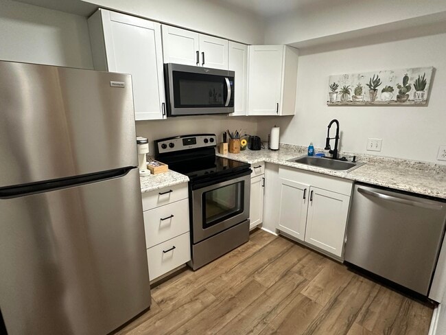 Foto del edificio - 1017 Stevens Creek Rd