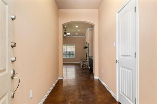 Foto del edificio - 4208 Carnes Ct S