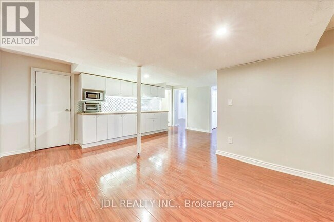 Building Photo - 40 Houndtrail Dr