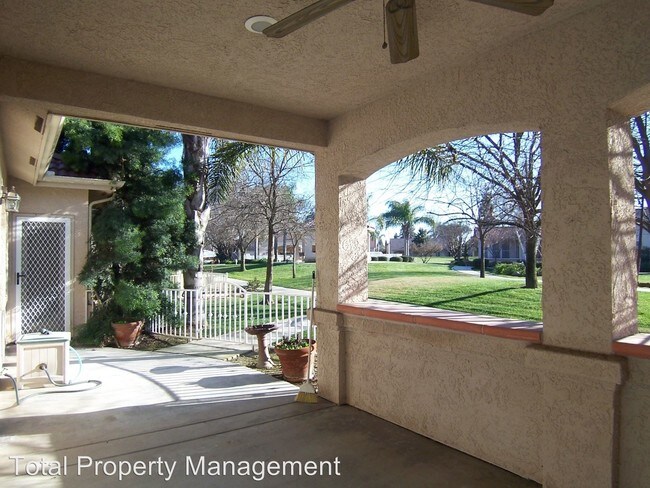 Building Photo - 3 br, 2 bath House - 2465 Presidential Dr.