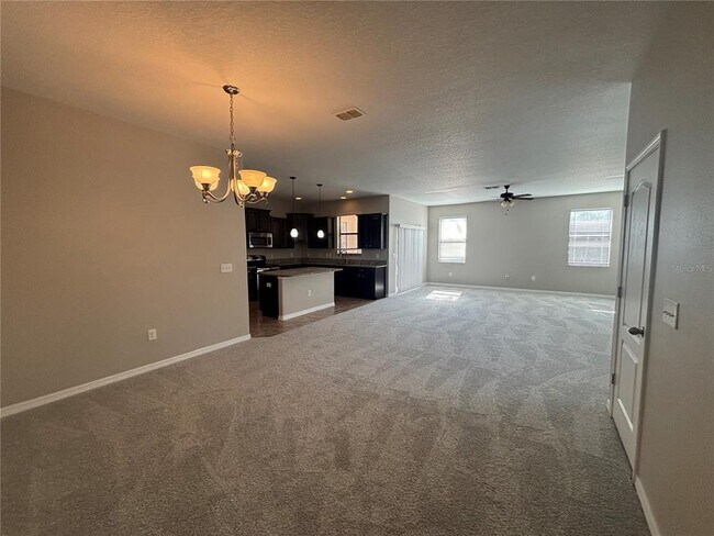 Foto del edificio - 20014 Date Palm Way