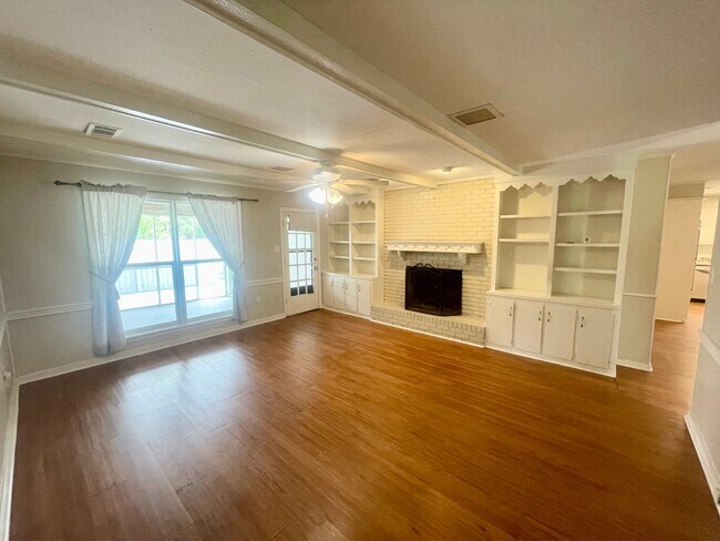Foto del edificio - 3/2 for Rent in Madison!