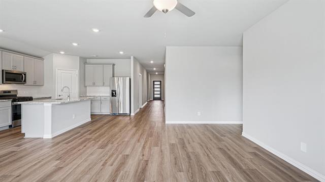 Foto del edificio - 602 Midnight Oak Dr