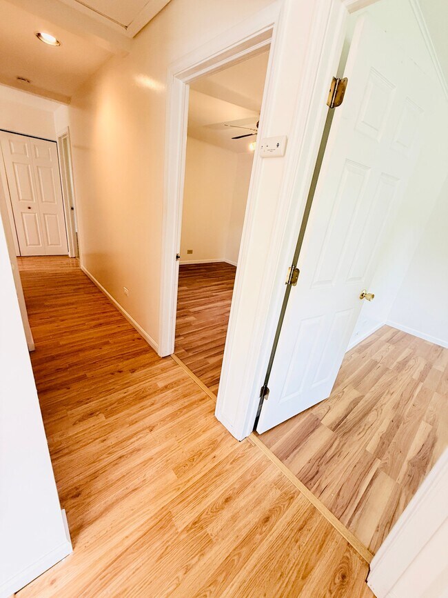 Building Photo - 2904 Stork Ct
