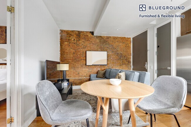 Foto del edificio - 72 Willoughby St