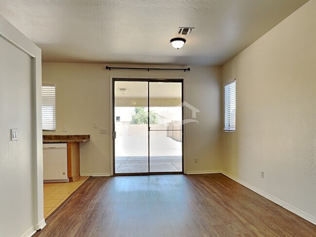 Building Photo - 11170 W Almeria Rd