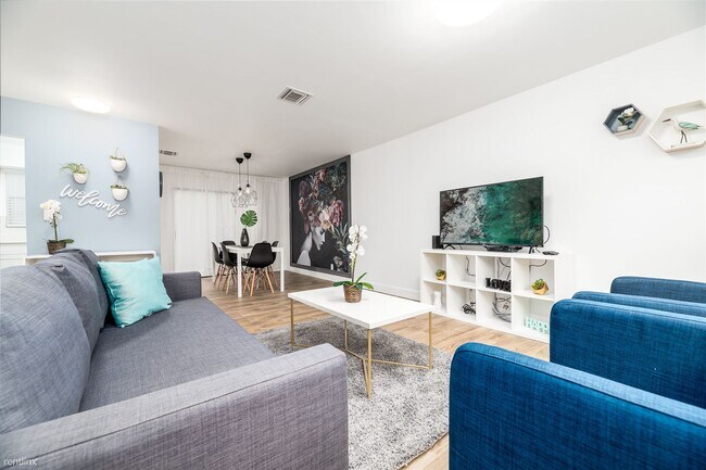 Foto del edificio - 2 br, 1.5 bath  - 3510 NW 91st Ave