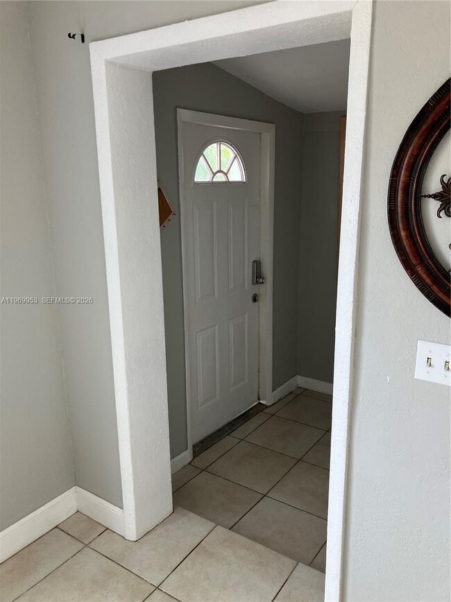 Foto del edificio - 5730 SW 37th St