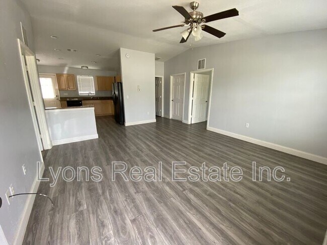 Foto del edificio - 5527 Judith Rd