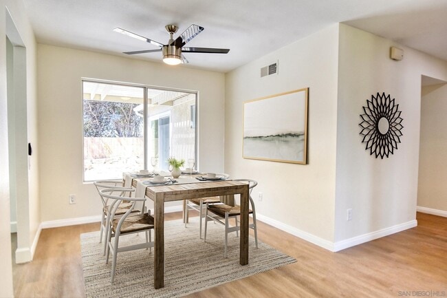 Building Photo - 13064 Calle De Las Rosas