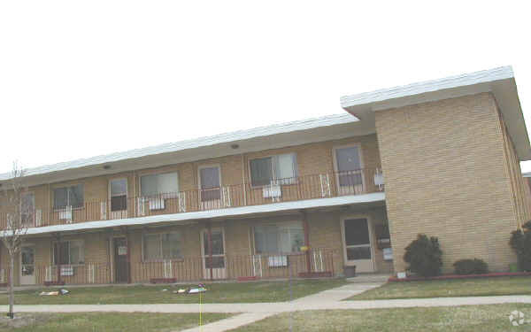 Primary Photo - 5522 W 55th St