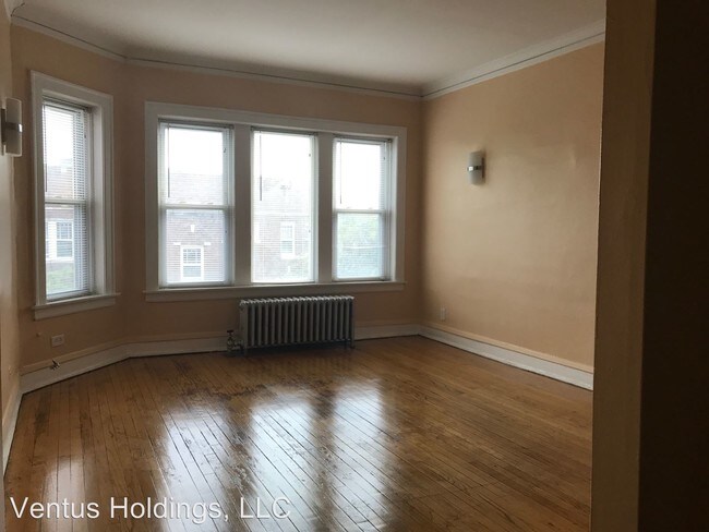Building Photo - 1822 E 73rd St