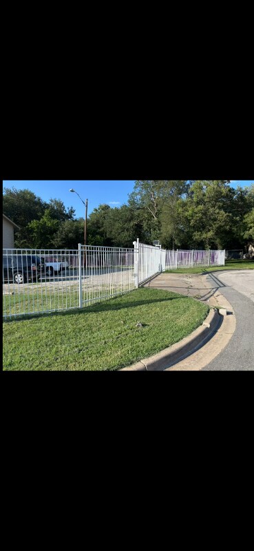 Foto del edificio - 2906 Sweeney Ln