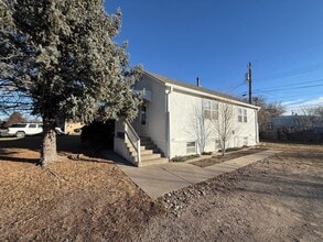 Building Photo - 1013 Ave L