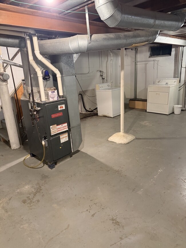 Foto del edificio - 5113 Lincoln Ave