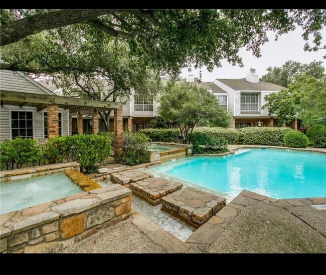 Building Photo - 12921 Abrams Rd