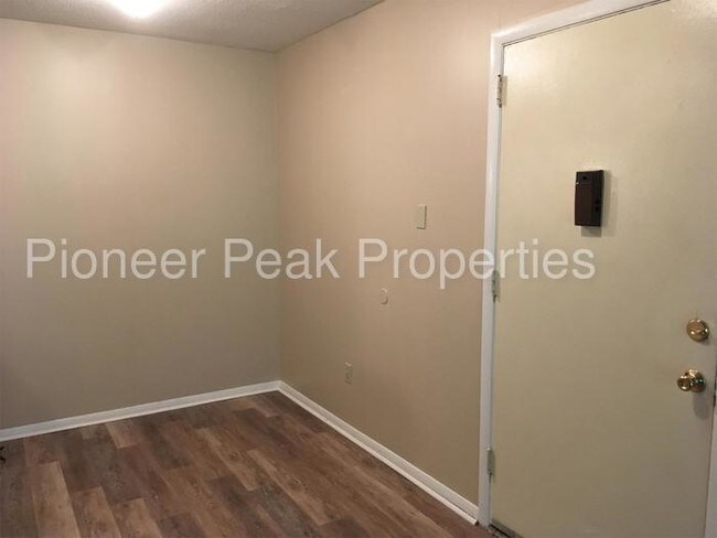 Foto del edificio - 220 Culver St