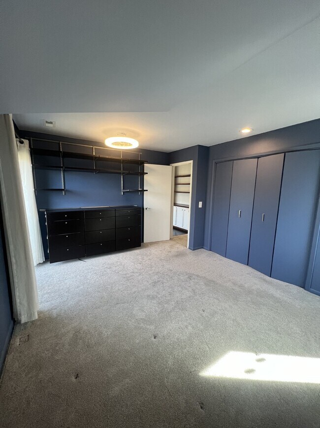 Foto del edificio - 9309 Sandler Dr