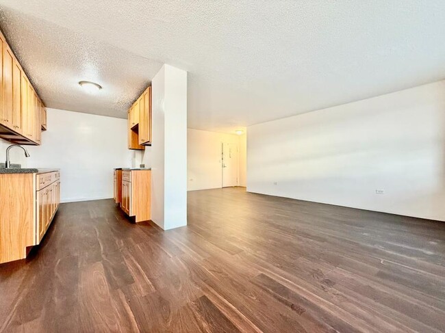 Foto del edificio - 1 bedroom in BRONX NY 10461