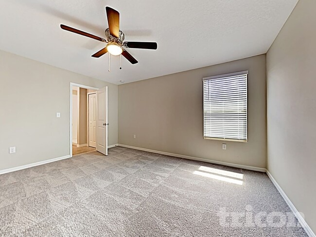 Foto del edificio - 10027 RoseMary Leaf Ln