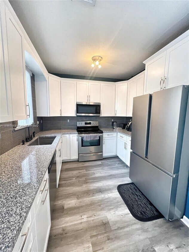 Foto del edificio - 1495 SE 27th St