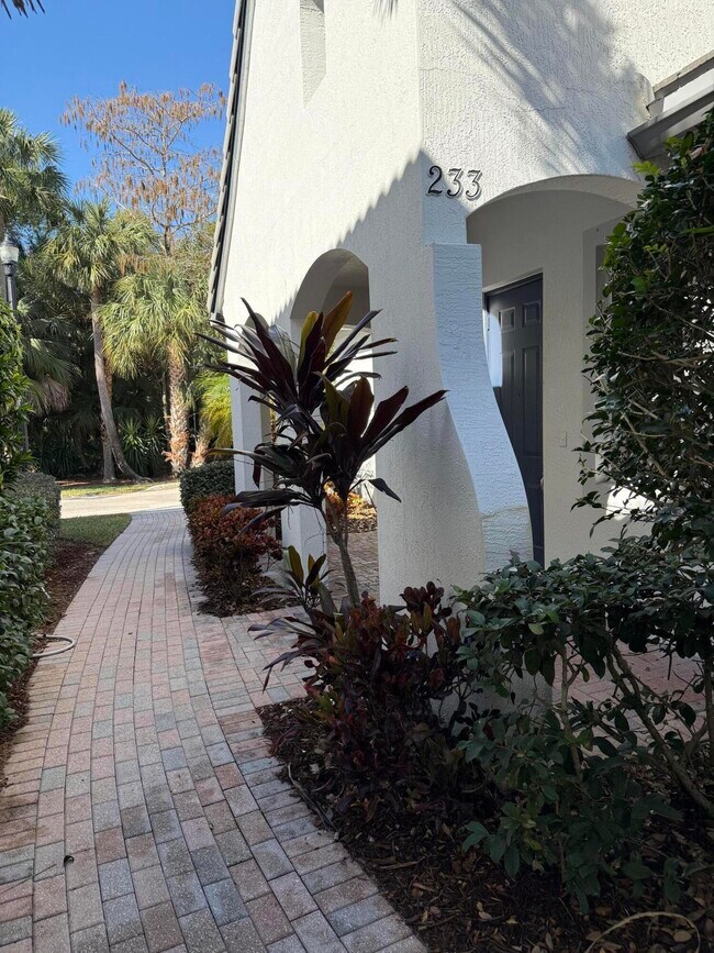 Foto del edificio - 233 Evergrene Pkwy
