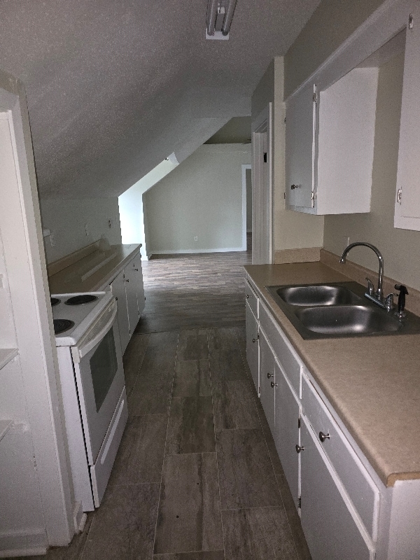 Foto del edificio - 614 Fairview Ave