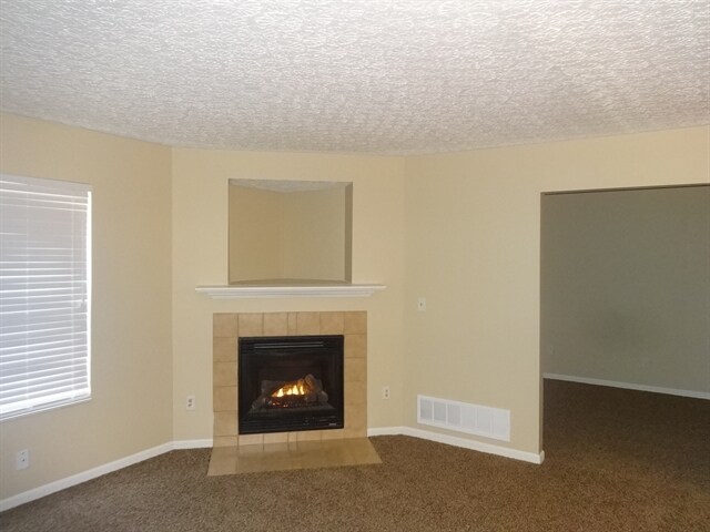 Foto del edificio - 1124 Waterview Ct