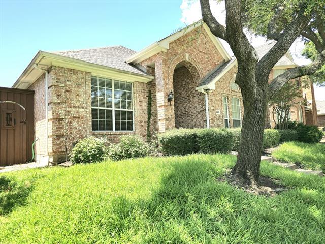 Foto del edificio - 8921 Lakewood Dr