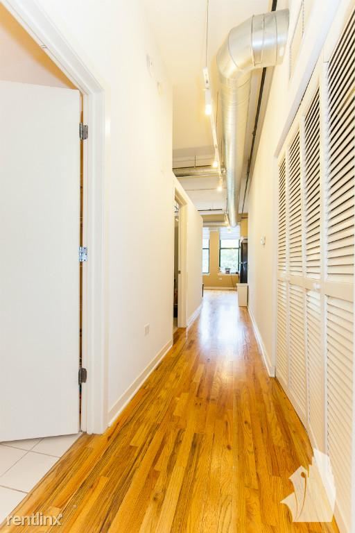 Foto del edificio - 4715 N Racine Ave