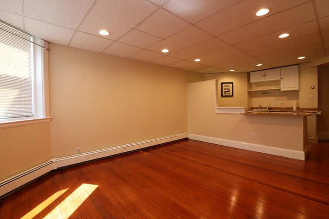 Foto del edificio - 103 Longwood Ave