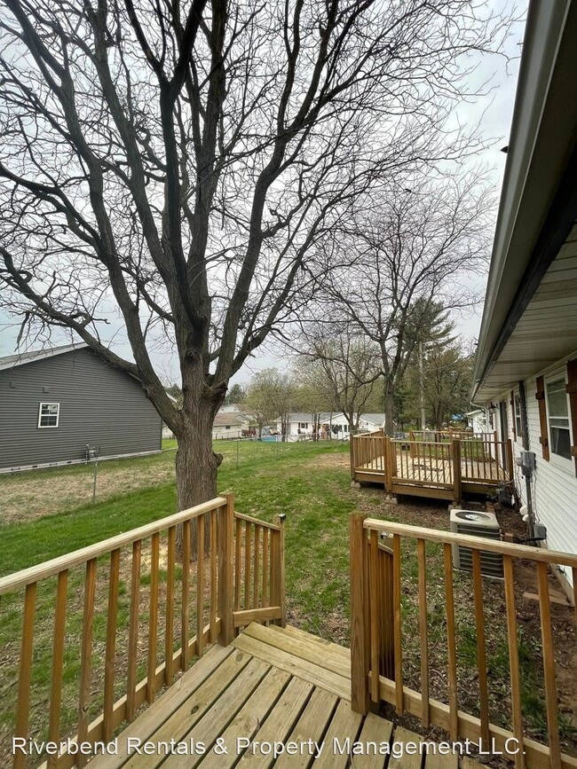 Building Photo - 3 br, 2 bath House - 211 Joan St