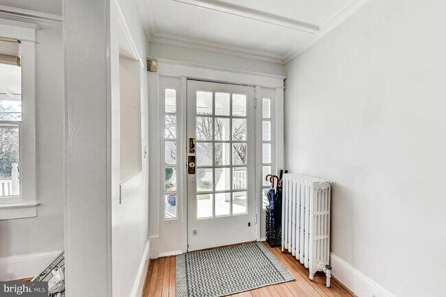Foto del edificio - 5731 Potomac Ave NW