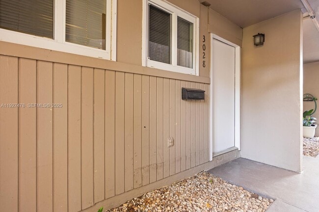 Foto del edificio - 3028 Center St