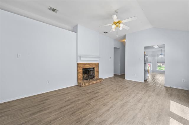 Building Photo - 1705 Kelly Ln