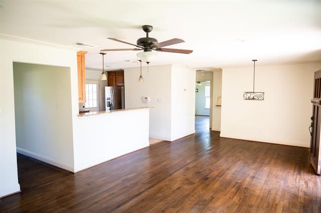 Building Photo - 3741 Seguin Dr