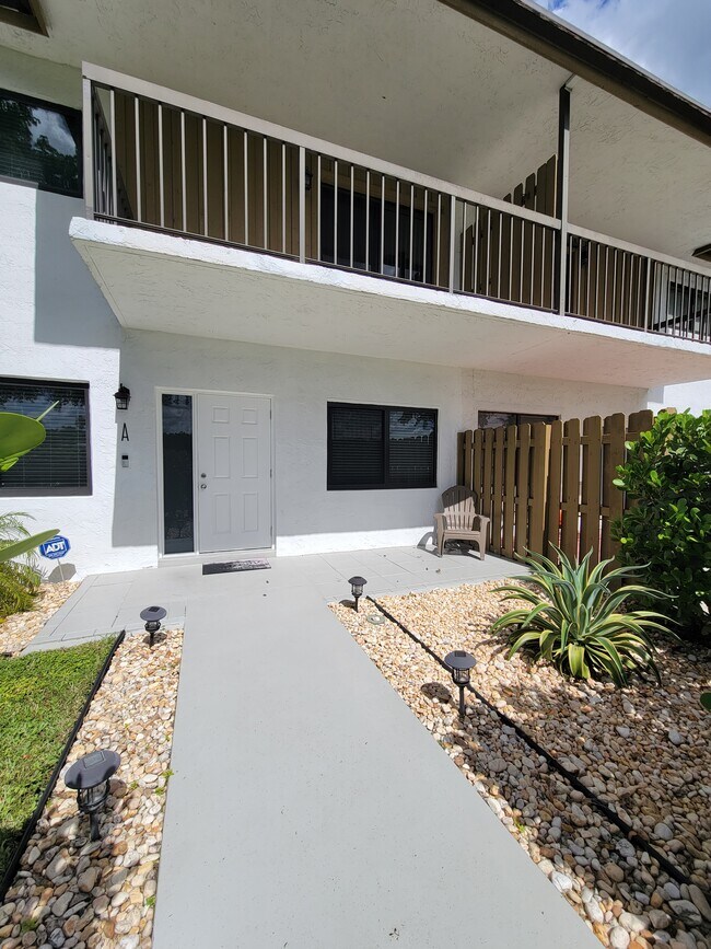 Building Photo - 6908 NW 169th St