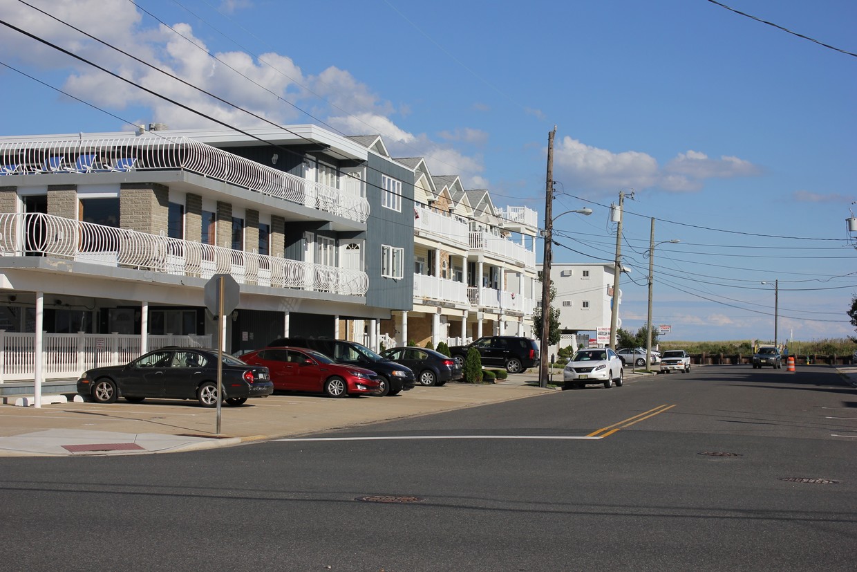 Looking Towards Beach - 1309 Ocean Ave